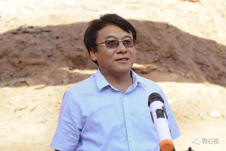 我县黄河第一湾郝家山至马家畔旅游公路建设项目举行开工仪